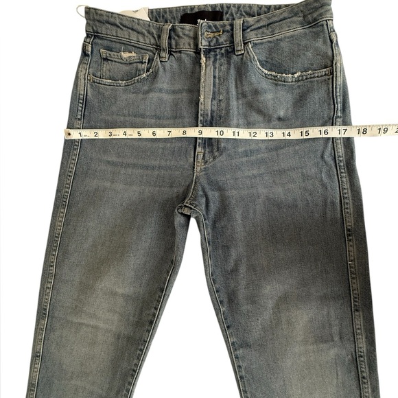 3x1 Claudia Slim Jeans High Rise Destroyed Hem Denmark Wash Size 27 NWT - Picture 10 of 15